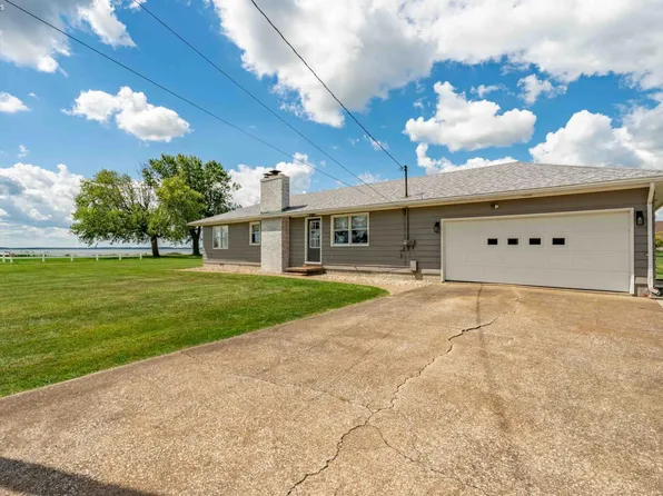 1982 Fulton St, Port Clinton, OH 43452