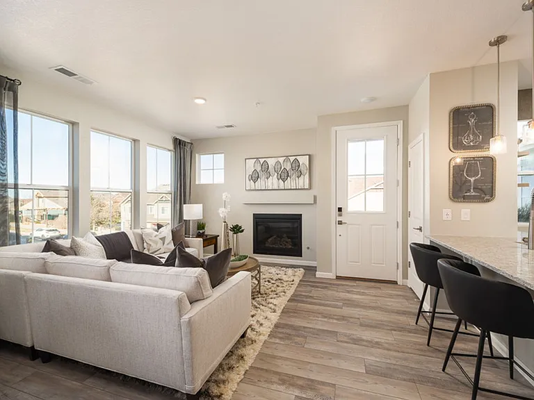5762 S Addison Way #E — Photo 5