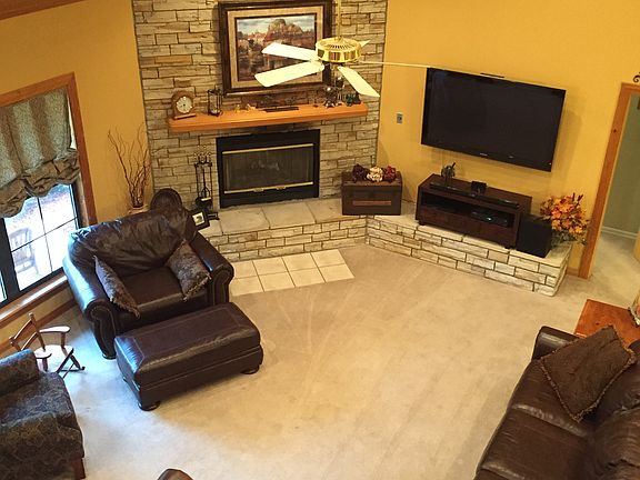 2nd image of 5565 Woodhaven Dr