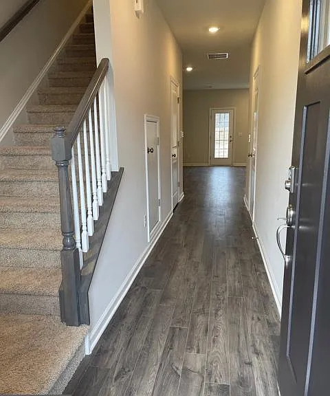 10 Peregrine Way — Photo 11