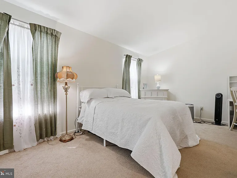 6405 Spruce Mill Dr — Photo 15