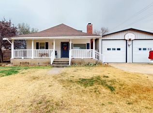 511 4th St, Fort Supply, OK 73841