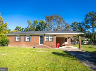 512 Lazy Ln, Blackshear, GA 31516