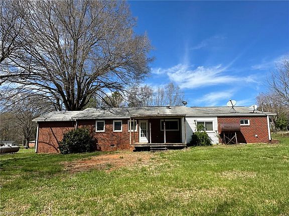5th image of 2827 Glenview Dr