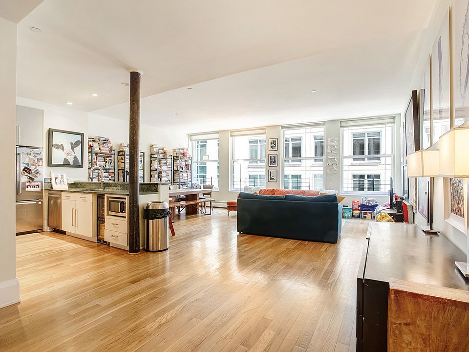 1st image of 102 Fulton St APT 4W