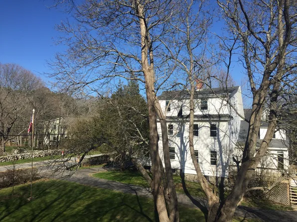 316 Wallis Rd, Rye, NH 03870