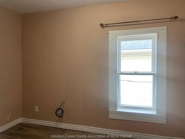1006 Windsor Ave #2 — Photo 6