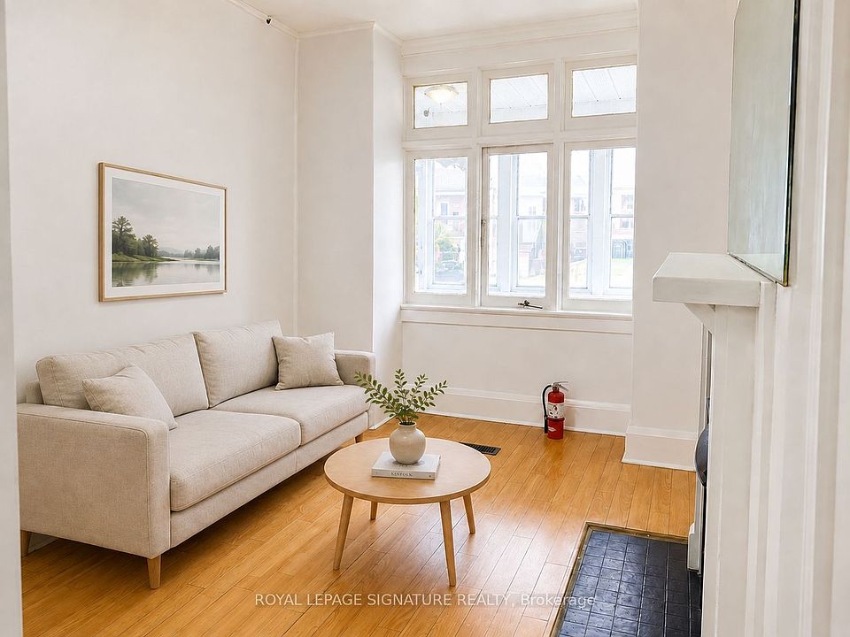 1st image of 916 Woodbine Ave