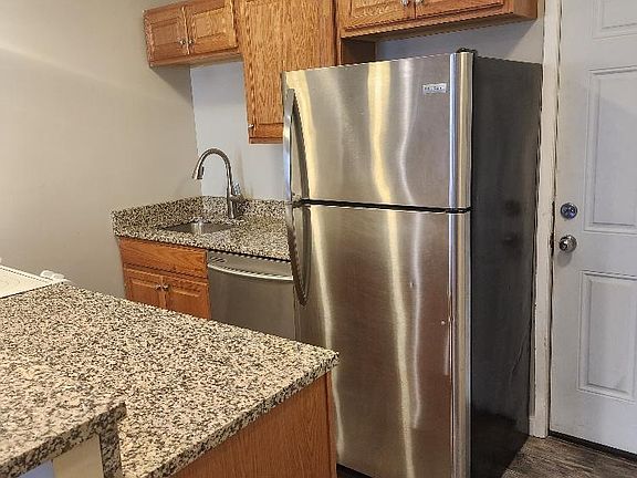 4th image of 2674 N Halsted St APT 1