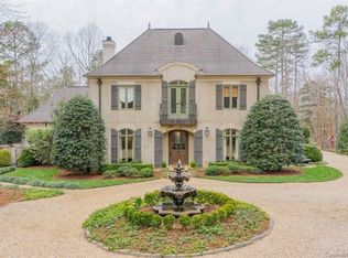 324 Auckland Ln, Matthews, NC 28104