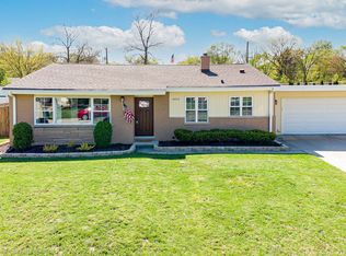 6018 Longview Dr, Countryside, IL 60525