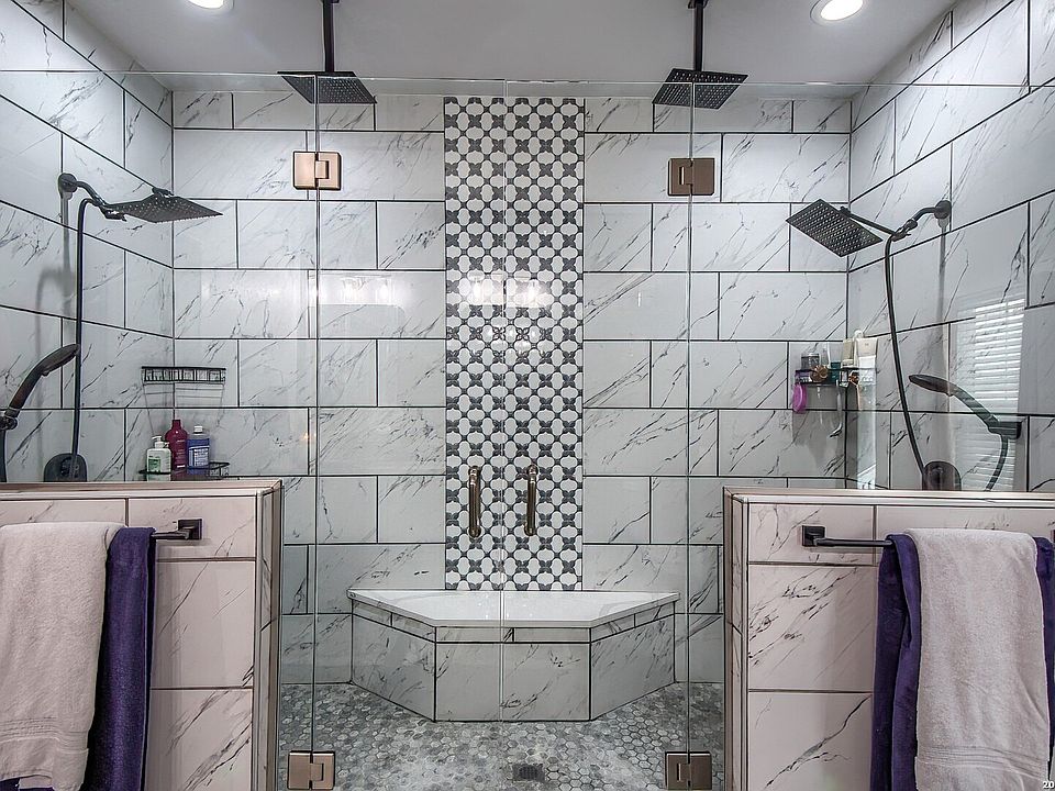 1st image of 1002 W French Place
