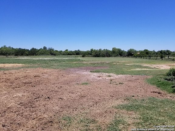 3rd image of 226 Cutting Horse Ln