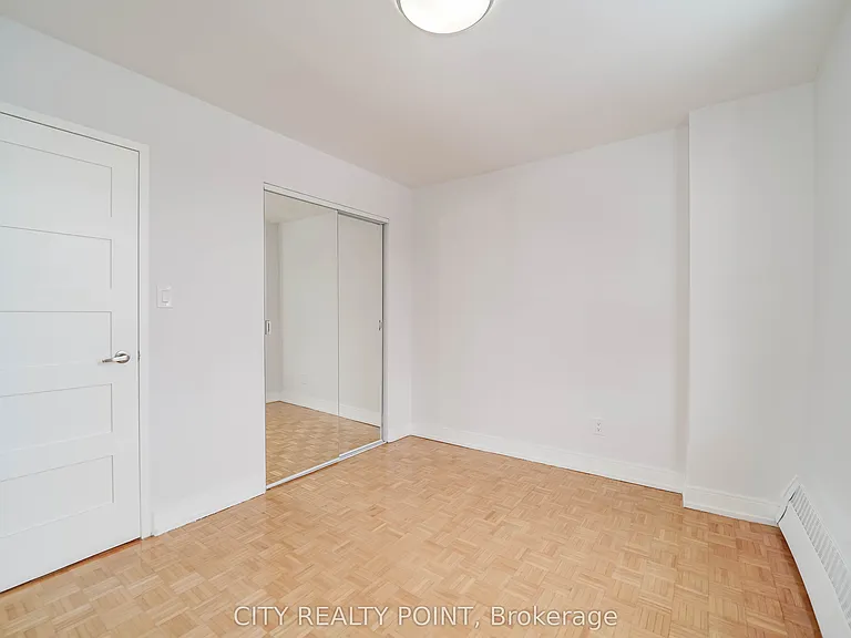 6200 Bathurst St #310 — Photo 21