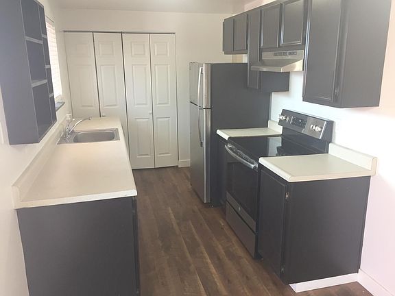 4th image of 2370 SE 45th Ave Unit B