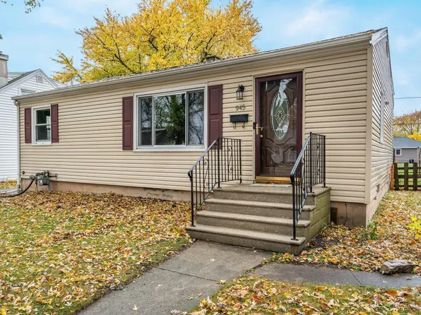 945 Gail Ave, Neenah, WI 54956