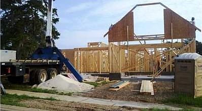 3rd image of 2558 Twain Dr
