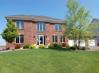 834 Ramsey Ave, Carver, MN 55315