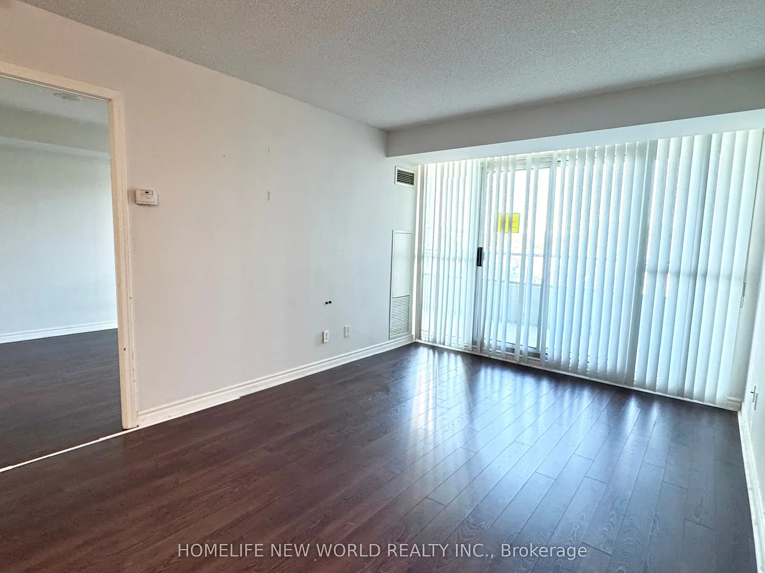 3 bed, $3,000 — Photo 4