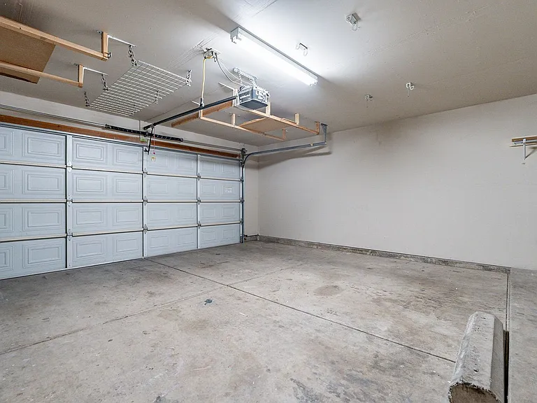630 W Cassidy Pl — Photo 32