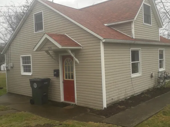 152 1/2 Fayette St, Buckhannon, WV 26201