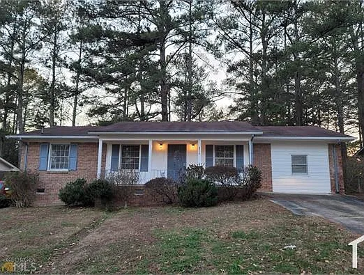 6315 Connell Rd — Photo 1