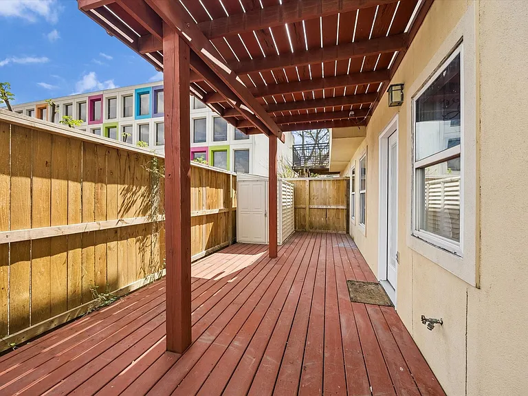 4011 Garrott St — Photo 18