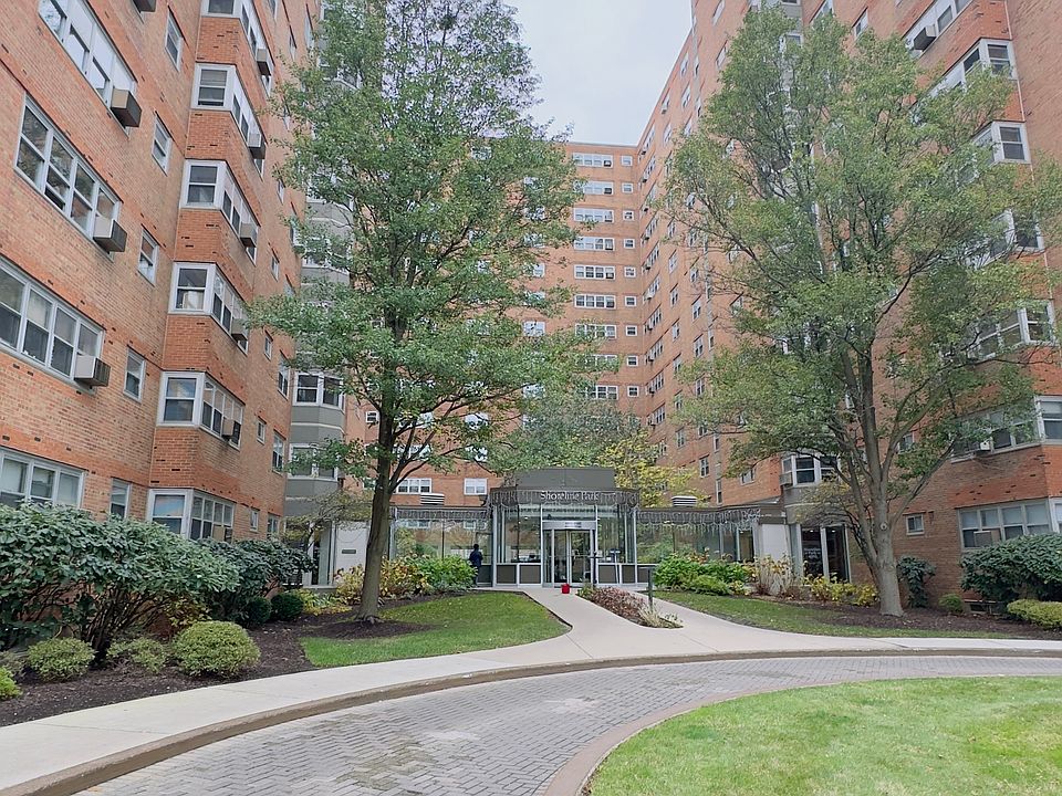 1st image of 4950 N Marine Dr APT 107