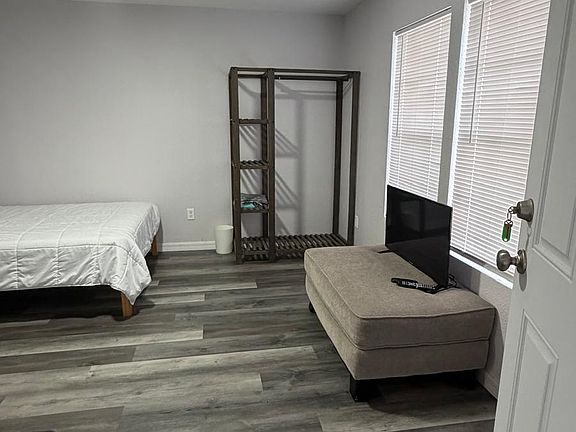 2nd image of 4025 Crofford Ave #4