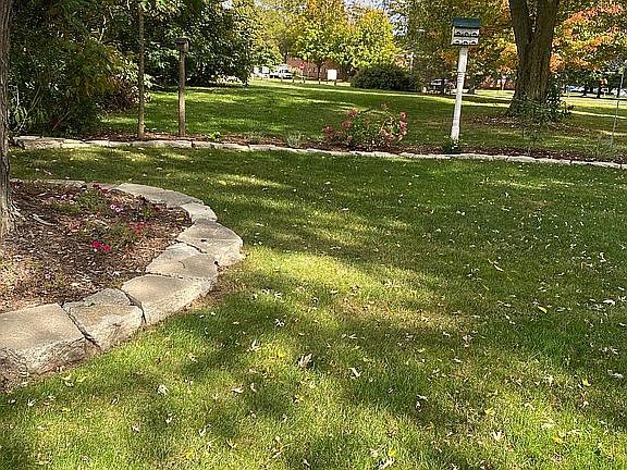 3rd image of 8755 Grove Ave