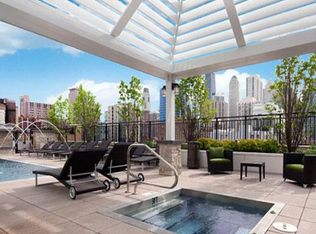 200 W Erie St #2BR, Chicago, IL 60654