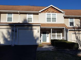 21 Cottonwood Dr, Southampton, PA 18966