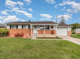 1905 Heights Ct, Bay City, MI 48708