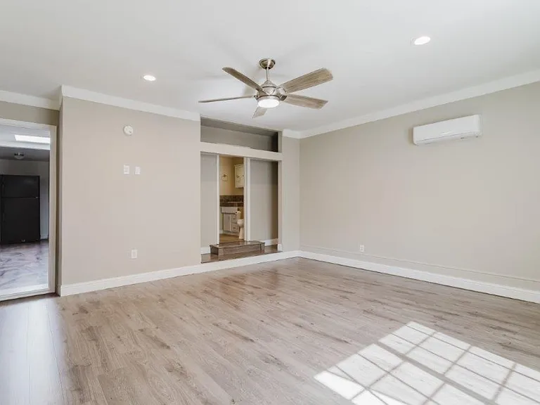 6609 N Camellia Ave — Photo 6