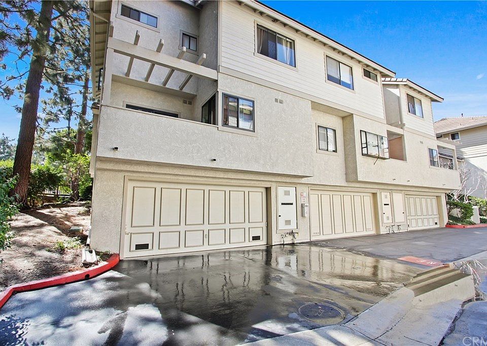 1st image of 2577 Plaza Del Amo Unit 733