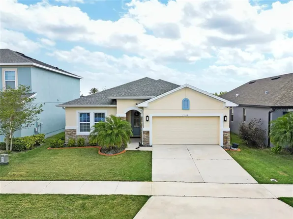 13318 Serene Valley Dr, Clermont, FL 34711