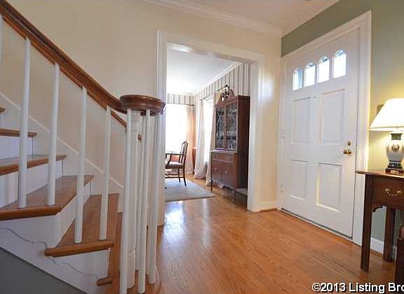 3rd image of 2022 Winston Ave