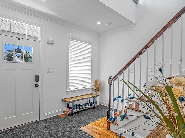14 Woodale Pl — Photo 5