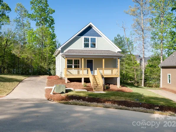9 Berry Crest Ln #13, Arden, NC 28704