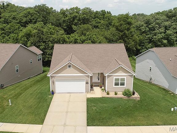 4th image of 1425 Fairwood Dr