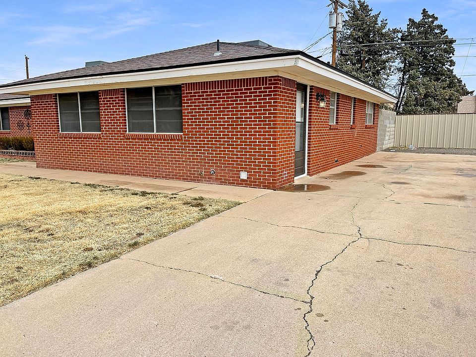 1st image of 2612-2614 E Sunset Cir #2612