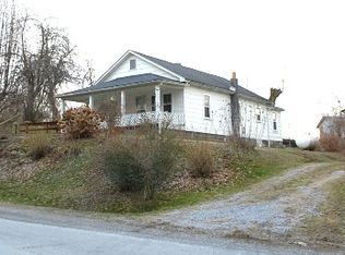 1074 Hennington Rd, Rose Hill, VA 24281