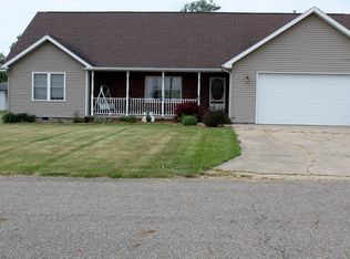 518 N Greenwood St, Monon, IN 47959