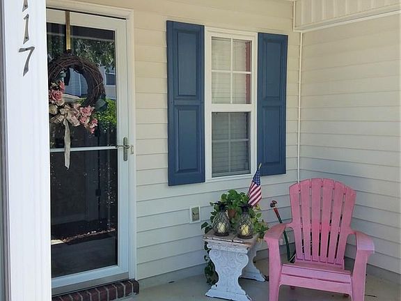 4th image of 117 Pembroke Ln. #117