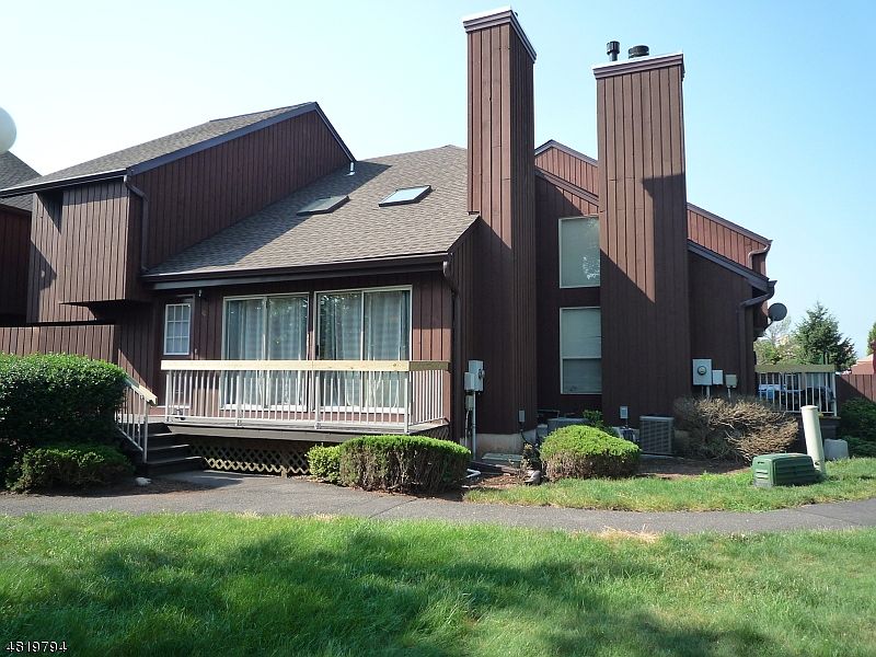 1st image of 25 BLOOMINGDALE DR 4A