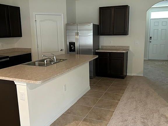 4th image of 814 Sun Burst Rd