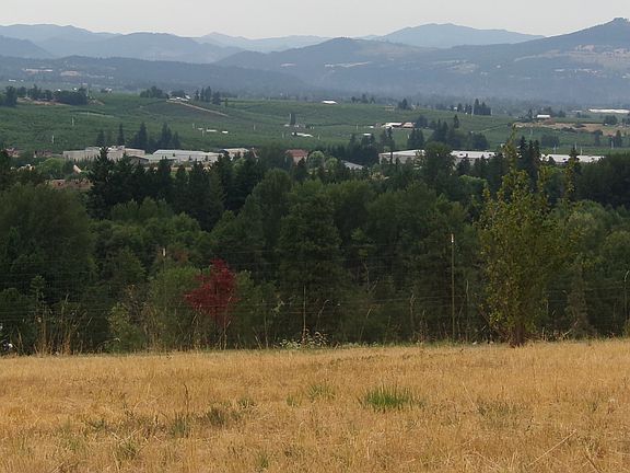 3rd image of 2820 Swyers Dr