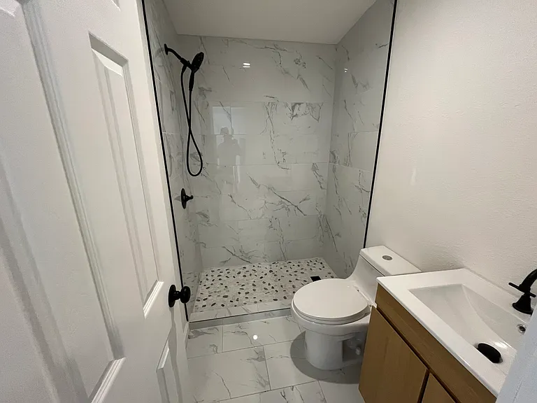 5333 Daisy Ave #B — Photo 7
