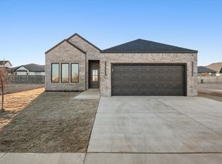 1415 Farmhouse Ave, Wolfforth, TX 79382