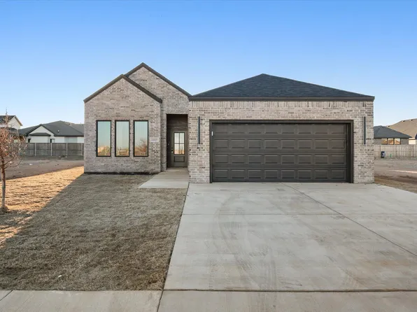 1415 Farmhouse Ave, Wolfforth, TX 79382